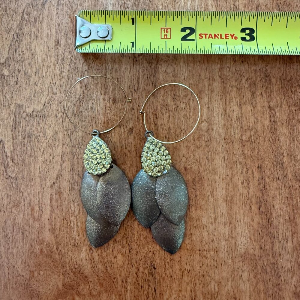 Fun Brass & Faux Rhinestone - Picture 2 of 6